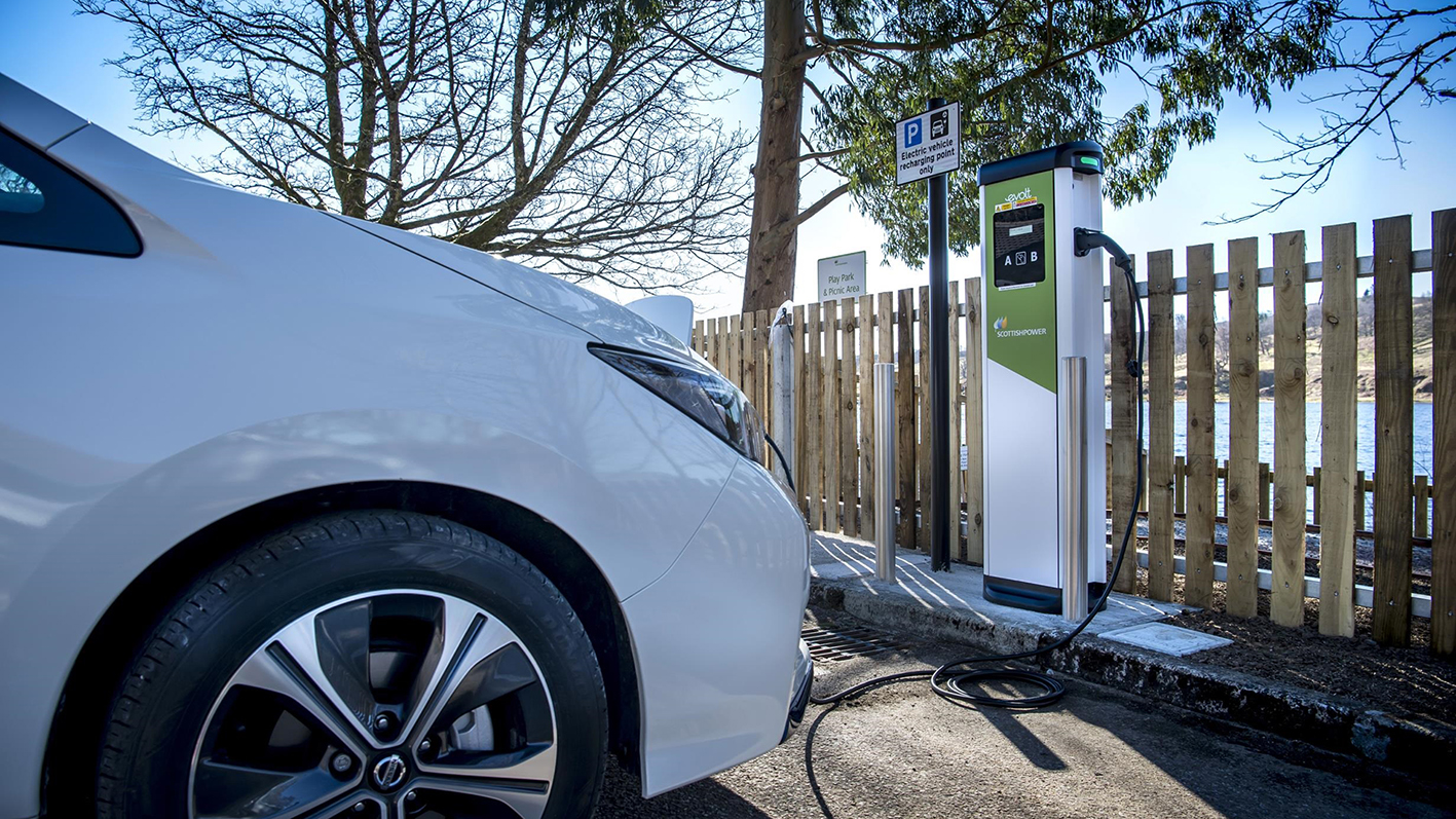 Government to provide £450m funding to local authorities for EV charging infrastructure