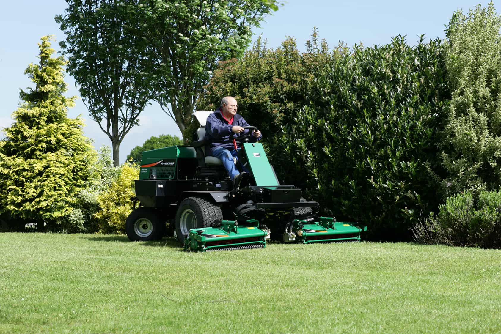 Tender opportunity: NEPO214 purchase and hire of grounds maintenance, plant and handheld tools